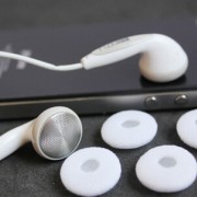 【声音大低音好】厂家批发PT850耳机 MP3手机电脑重低音音乐耳塞