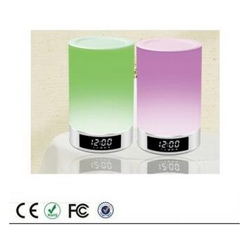 新款LED彩灯蓝牙音箱 L5迷你七彩感触摸感应灯 创意智能小夜灯