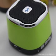 便携式迷你无线蓝牙音箱带免提通话 插卡车载多功能音箱