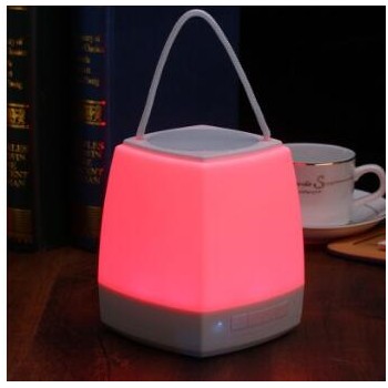 手提灯无线蓝牙插卡音响 七彩变色触控拍拍灯音箱 创意LED台灯