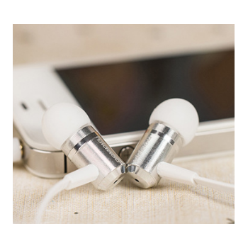 意达欧入耳式有线耳机批发IV3音乐线控麦克重低音通用耳机可代发