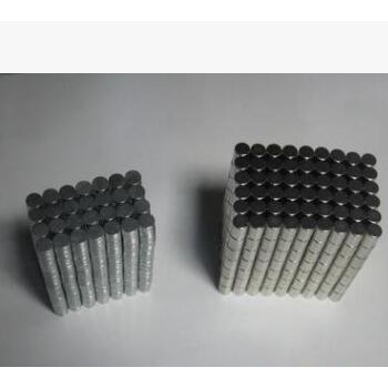 厂家专业生产钕铁硼强磁铁 小规格磁铁可定做