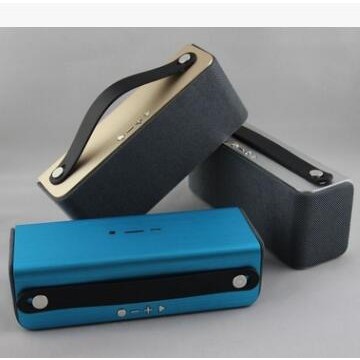 跨境专供亚马逊原创私模 双喇叭振膜重低音桌面 金属蓝牙音箱