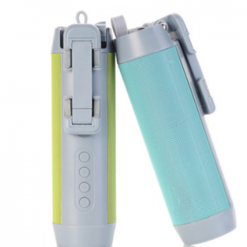 工厂直销 5 in 1蓝牙音箱 移动电源 手电筒 Selfie stick TF卡