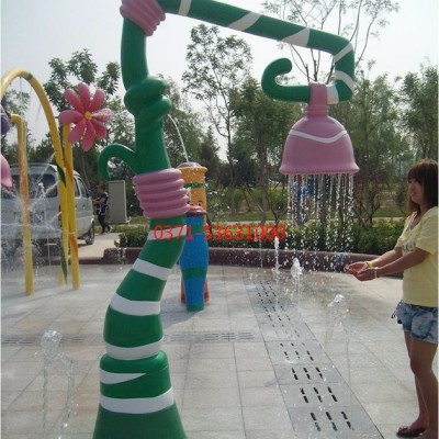 昆明泳洁水上乐园大型滑梯设备 大喇叭滑梯生产安装 设计各种水上项目 水上乐园垂直滑梯