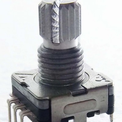 工厂现货直销 EC12旋转编码器 金属齿轴  网络收音机 车载编码器