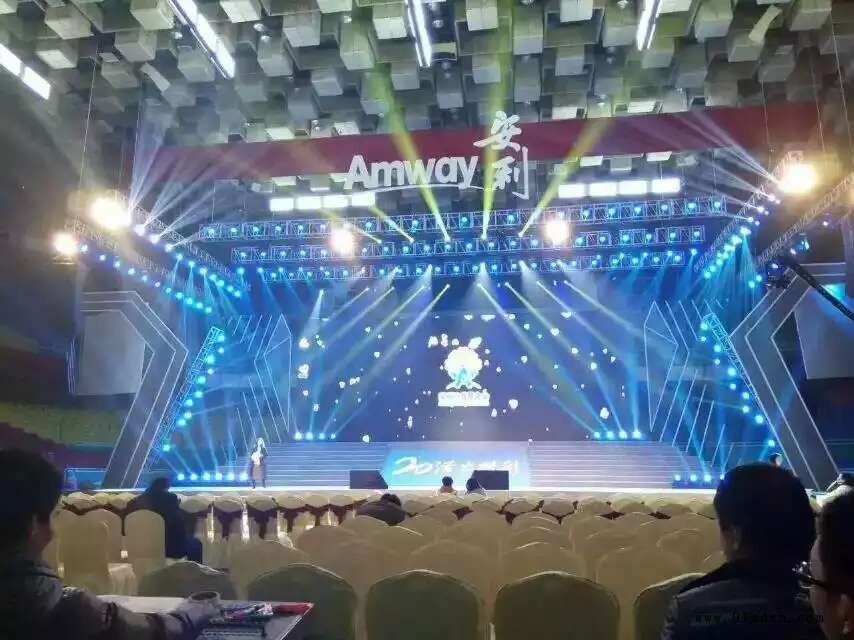 福州灯光出租舞台报告厅音响灯光灯光音响设备租赁报价多少灯光出租舞台